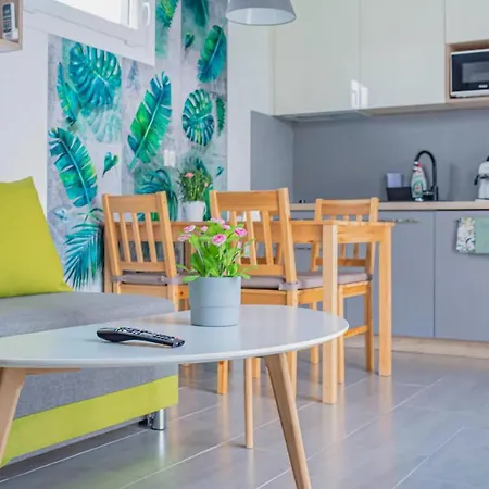 Vakantiehuis Prachtig In Met Sauna Jezierzany
